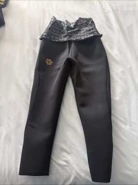 Zaggora Women's Yellow Neoprene Sweatpants - XS